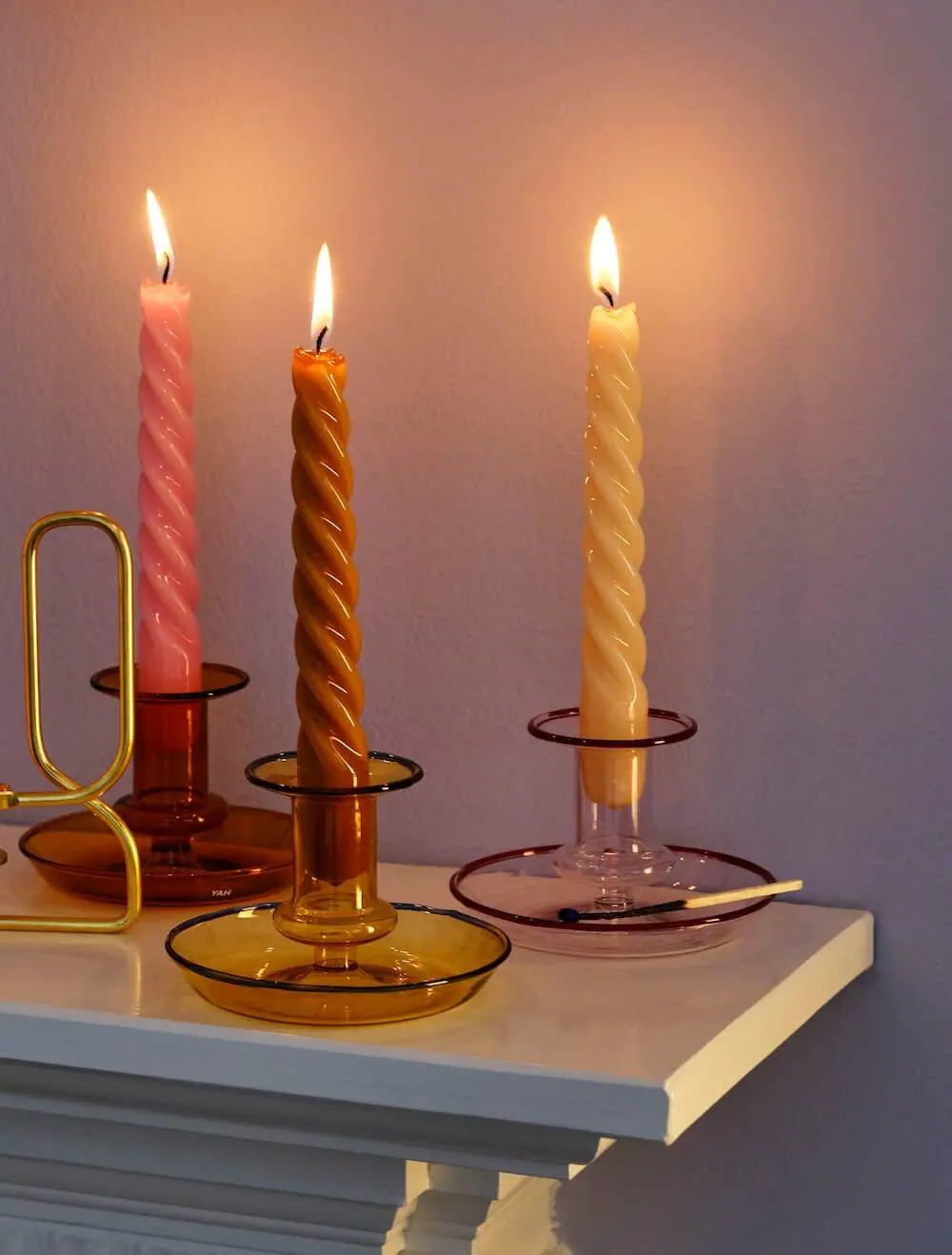 Flare-amber_yellow_pink_Candle-Twist-2
